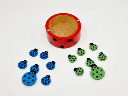 Jeu de puces en bois - coccinelle