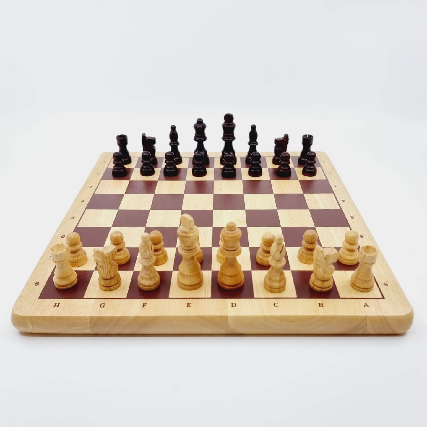 Jeu d'échecs en bois