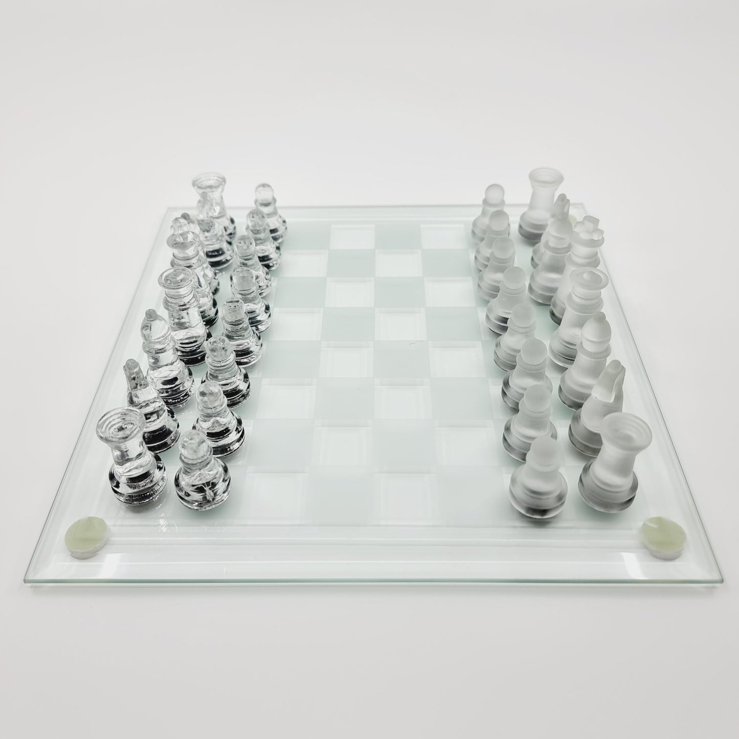 Jeu d'échecs en verre