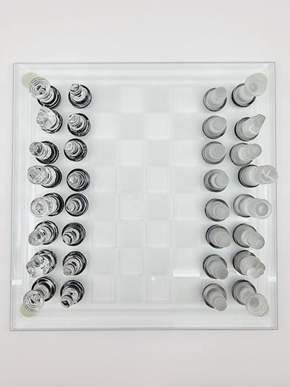 Jeu d'échecs en verre