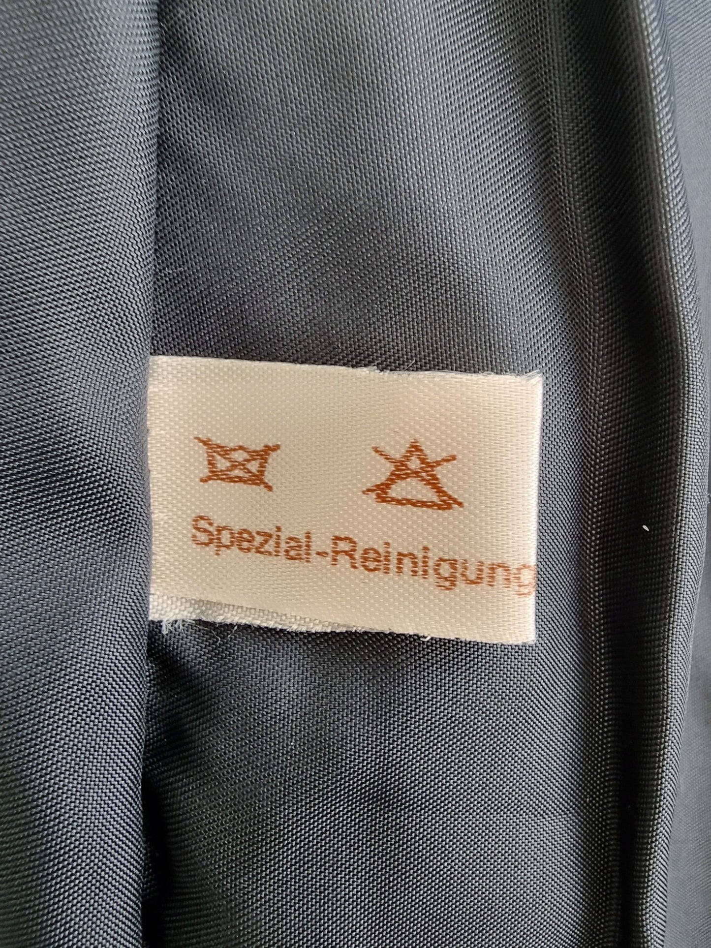 Jupe longue en cuir noir (SIZE : 40)