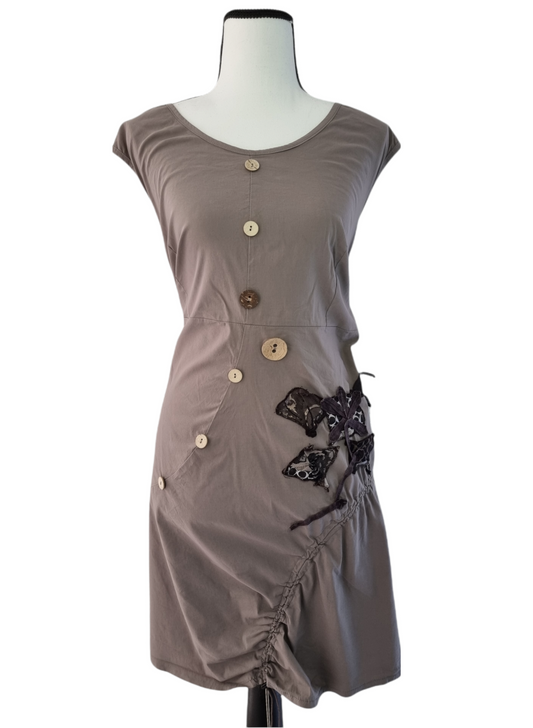 Robe légère aux boutons apparents & fleurs (SIZE : T5)