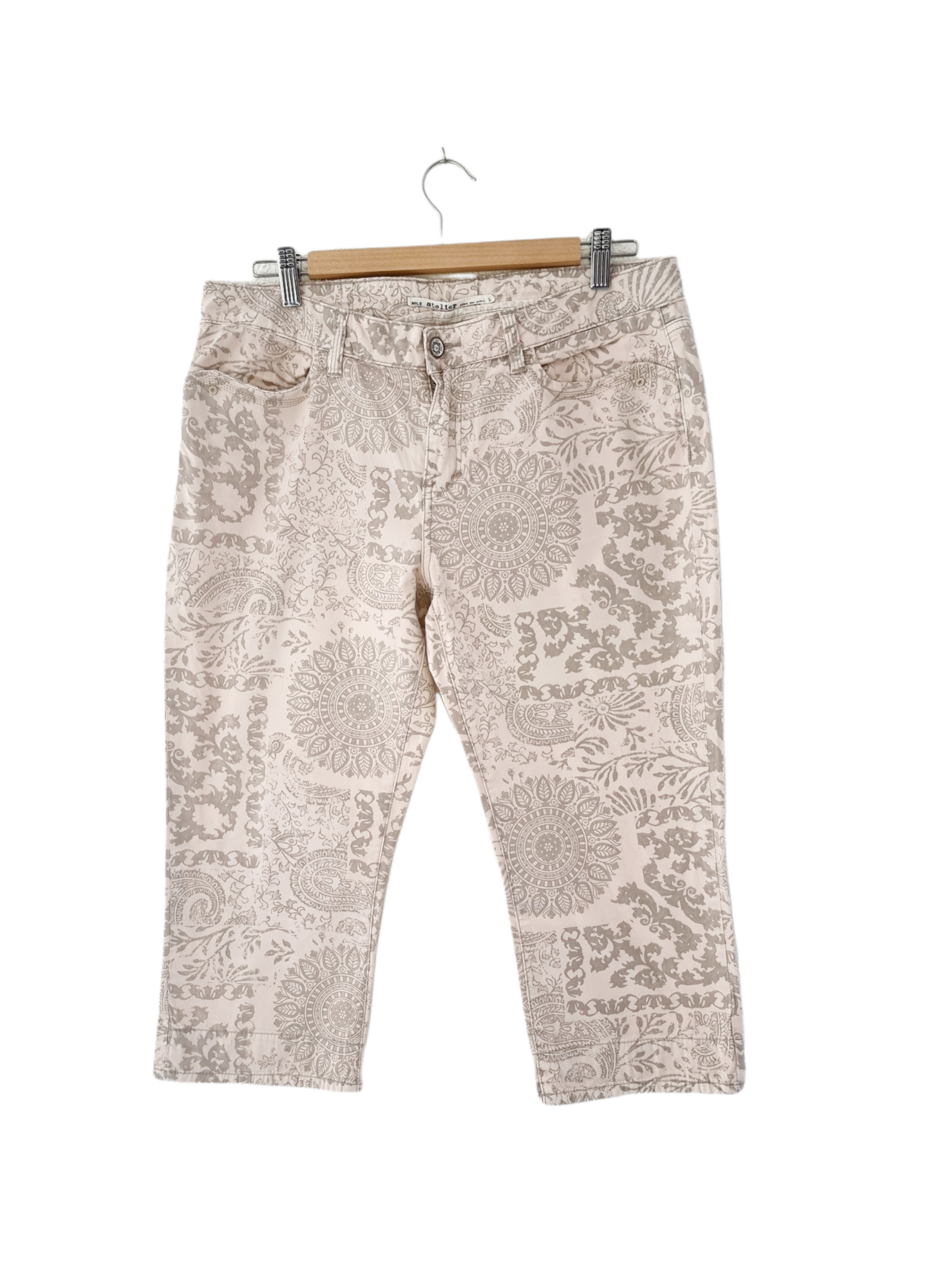 Pantacourt à motif soleil (SIZE : L)