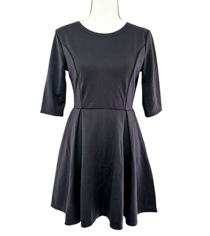 Robe noire à manches ¾ (SIZE : S)