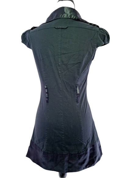 Tunique noire à poches apparentes (SIZE : S/36)