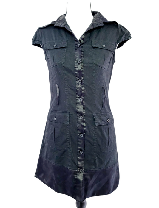 Tunique noire à poches apparentes (SIZE : S/36)