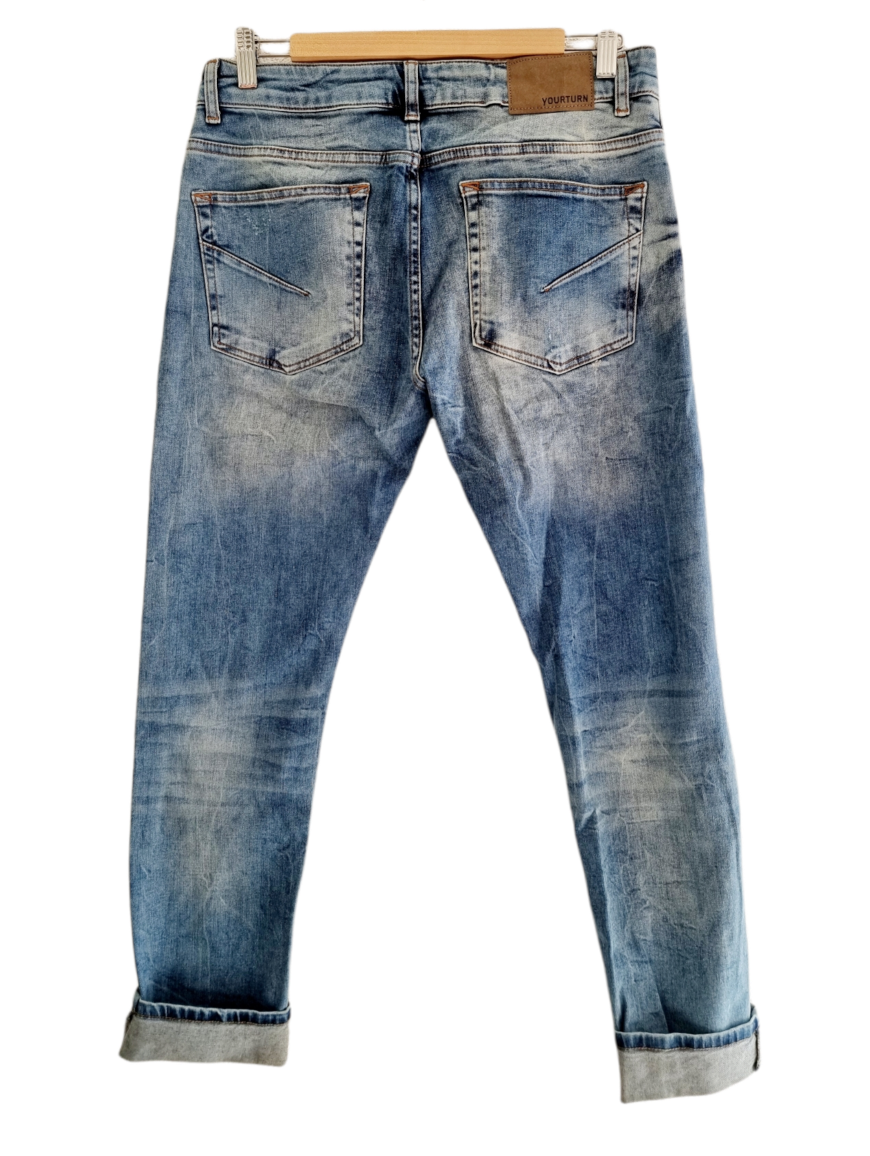 Jeans slim fit déchiré (SIZE : W 31/L 32)