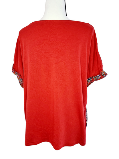 T-shirt Paisley avec broderie sur les manches (SIZE : XL)