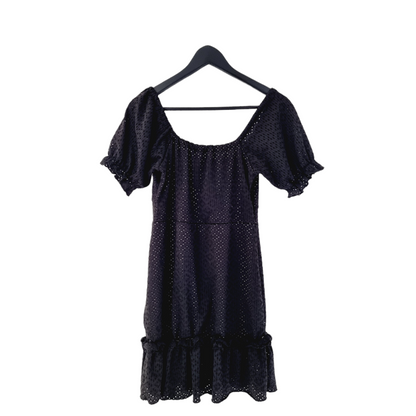 Robe noire perforée (SIZE : L)