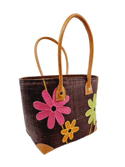 Cabas brodé en raphia