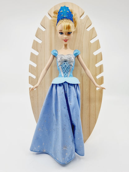 Poupée Disney Princesse - Cendrillon robe virevoletante