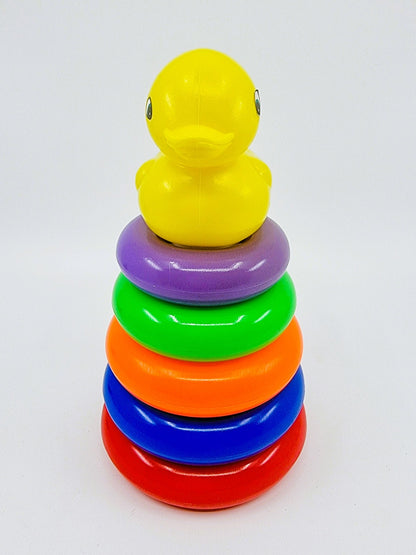 Pyramide canard avec anneaux empilables