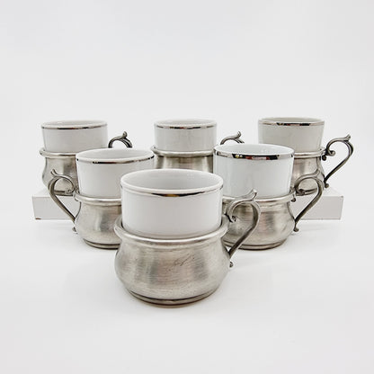 Service en étain et porcelaine