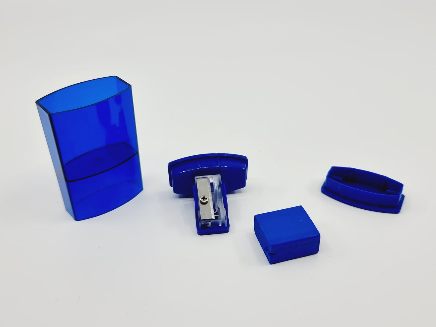 Taille-crayon avec réservoir et gomme (1 pièce)