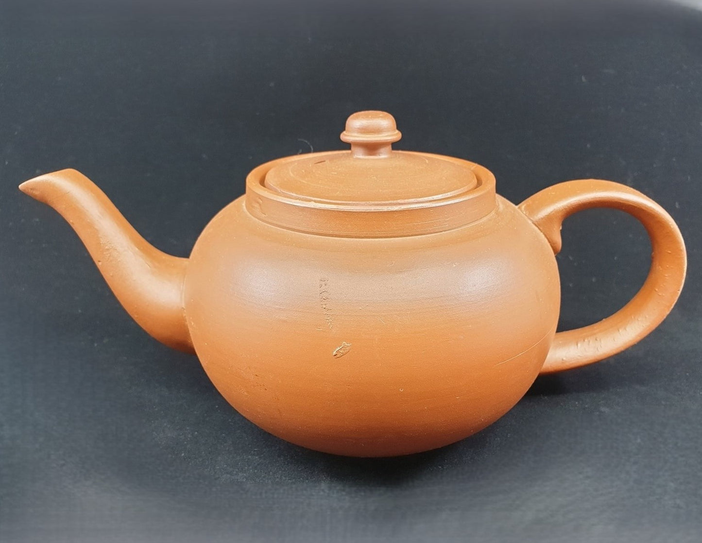 Théière en terre cuite