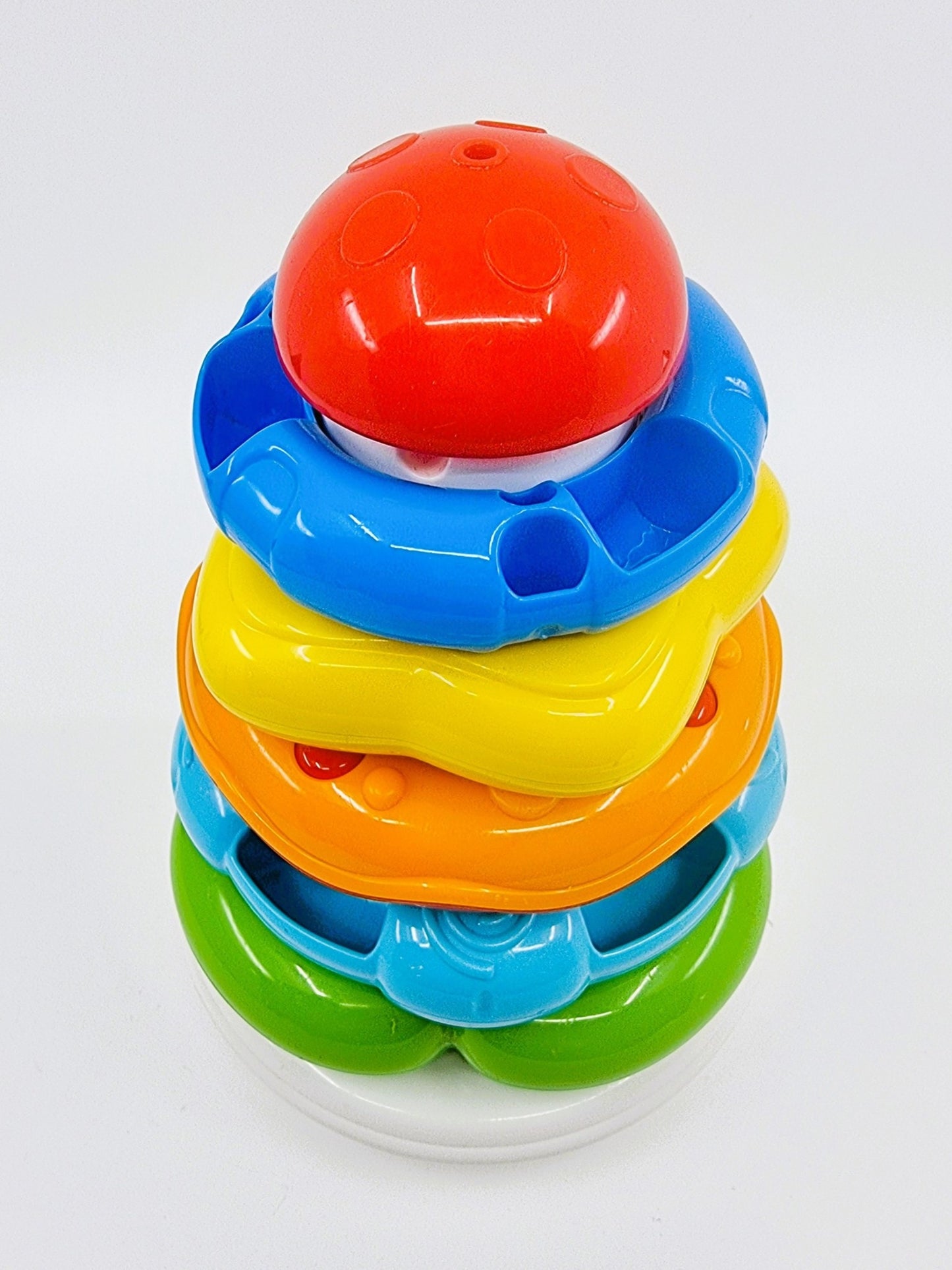 Tour aux formes empilables