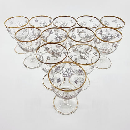 Verre à pied à motif et dorure (12 pièces)